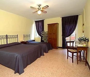 Gasthuis Residenza San Maurizio Venetië