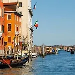 Residenza San Maurizio Pensjonat 3*