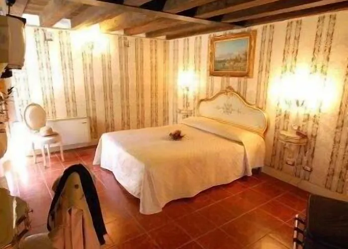 Residenza San Maurizio Гостевой дом